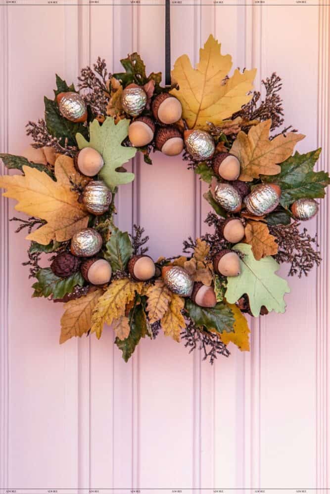 Acorn and Leaf Wreath fall wreath ideas.